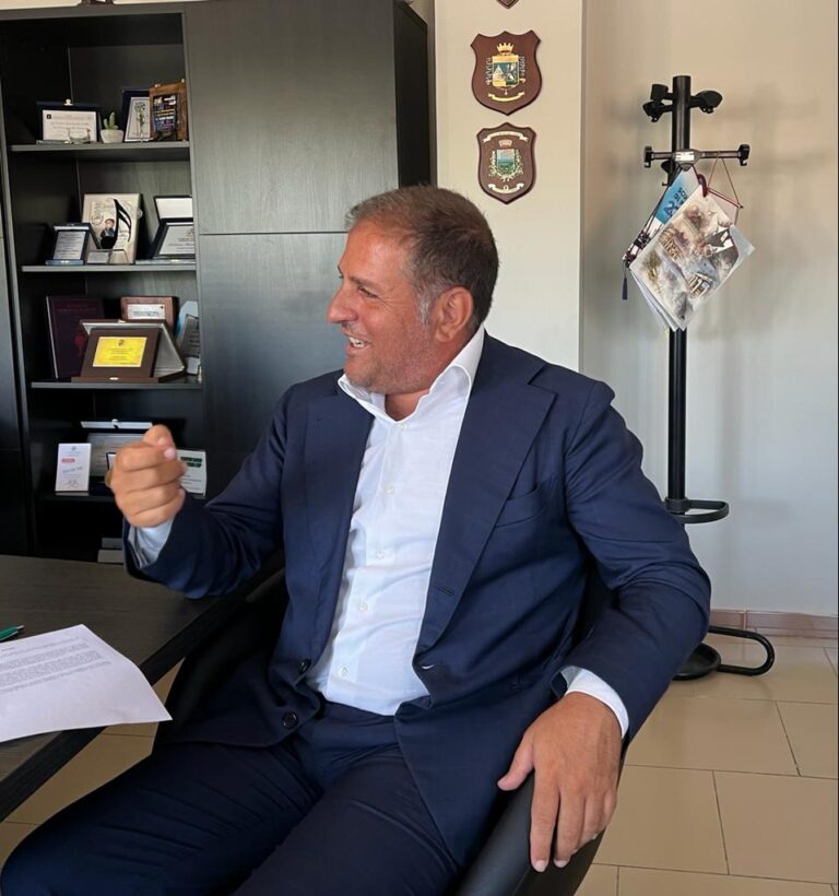 Il Sindaco Pelliccia chiede l’ accesso agli atti ed il commissariamento di ANCI Campania: “Gestione opaca sulla nomina del Vicario”